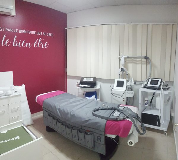 ESTHETIC CENTER